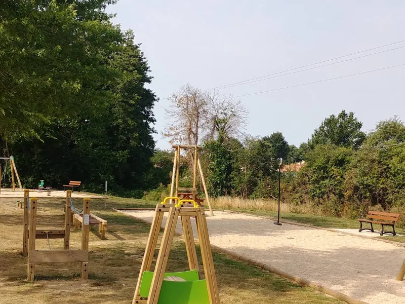 Aire de jeux la Boissiere des landes