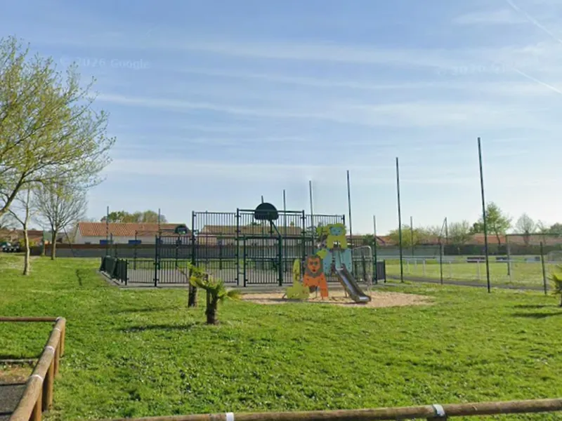Aire De Jeux De La Chapelle-Hermier