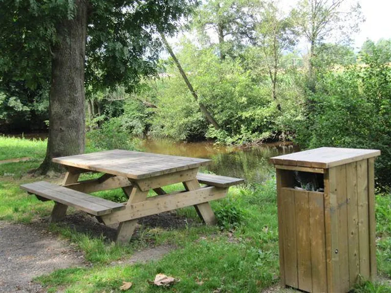 Aire De Pique-Nique De La Vallée De Rochard