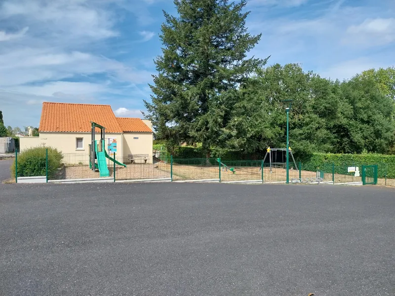 Square des Pirons